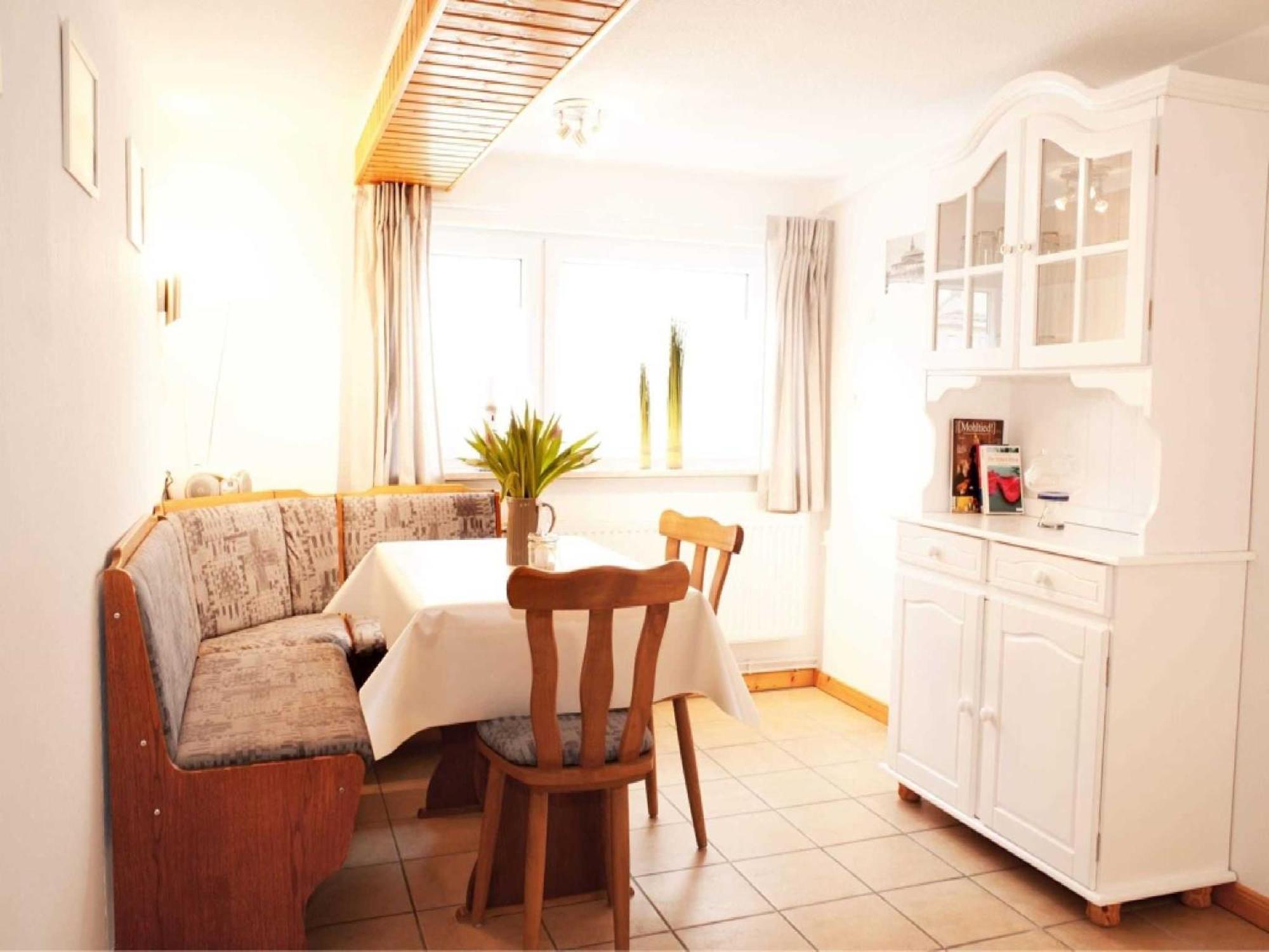 Trautes Heim Ferienwohnung Ost Maasholm Rom bilde